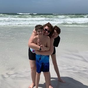 Meet your Posher, Diana